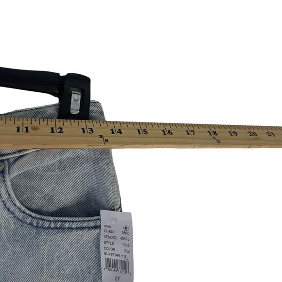 Pacsun NWT Women's Size 27 Light Wash Butterfly Print 90s Boyfriend Jeans - Picture 9 of 11